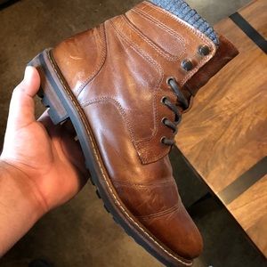 Crevo boots size9.5